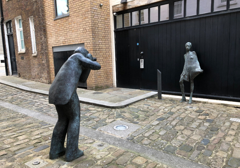 outdoors sculptures bourdon place london W1